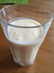 Banana milkshake 