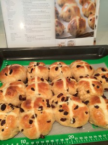 Hot cross buns